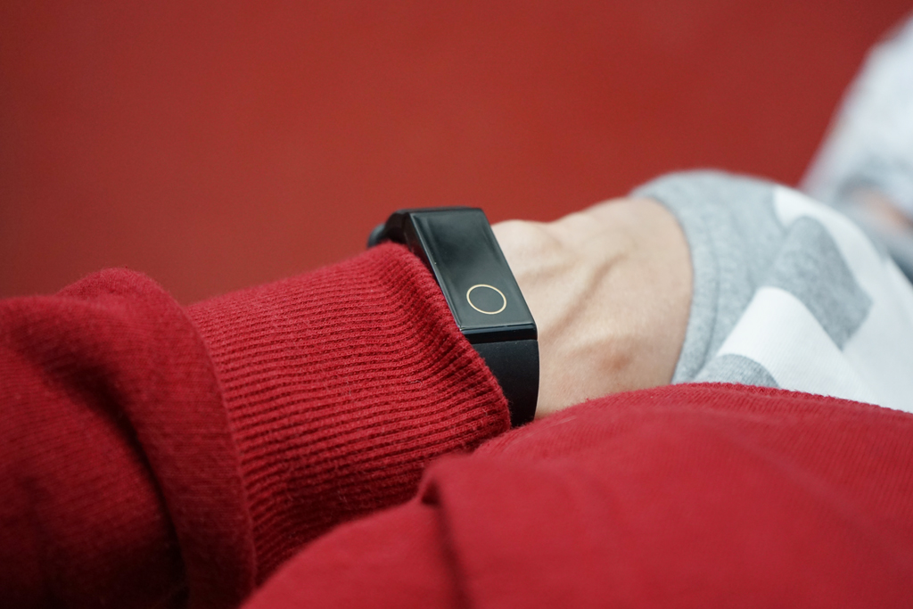 拉卡拉手环,拉卡拉智能手环使用