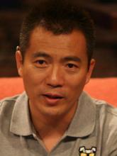 四年前陪你看球的人还陪你看球吗,还记得陪你看球的人吗