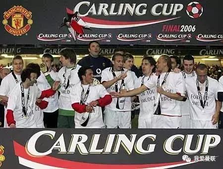 他拒绝亲吻曼联队徽，却为红魔断腿流血从不后悔！这才是真斗士