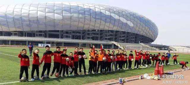 大连市甘井子宇峰小学,大连宇峰小学足球