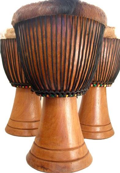 如何挑选一只有生命的非洲鼓