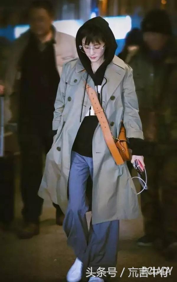 开春针织开衫外套搭配什么内搭,新款时尚牛仔外套风衣