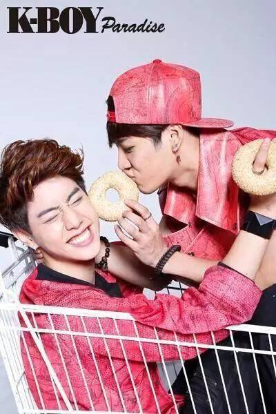 白敬亭吻戏王嘉尔,萧敬腾白敬亭王嘉尔三人关系