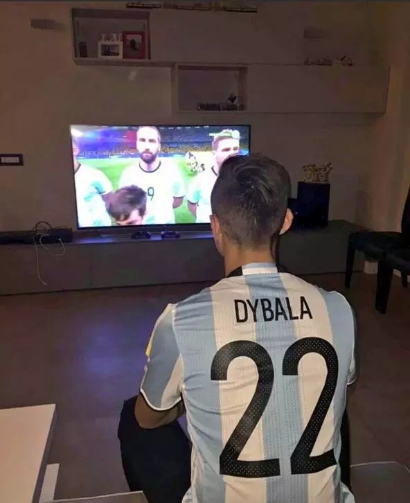 阿根廷小将在梅西面前耍大刀梅开二度完爆MSN