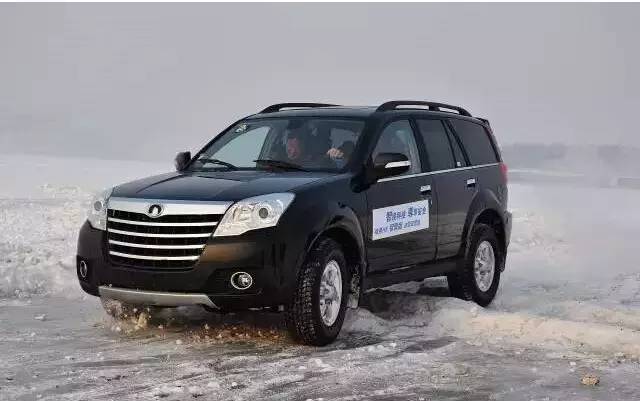 买suv还是轿车家用好,买suv还是轿车性价比高