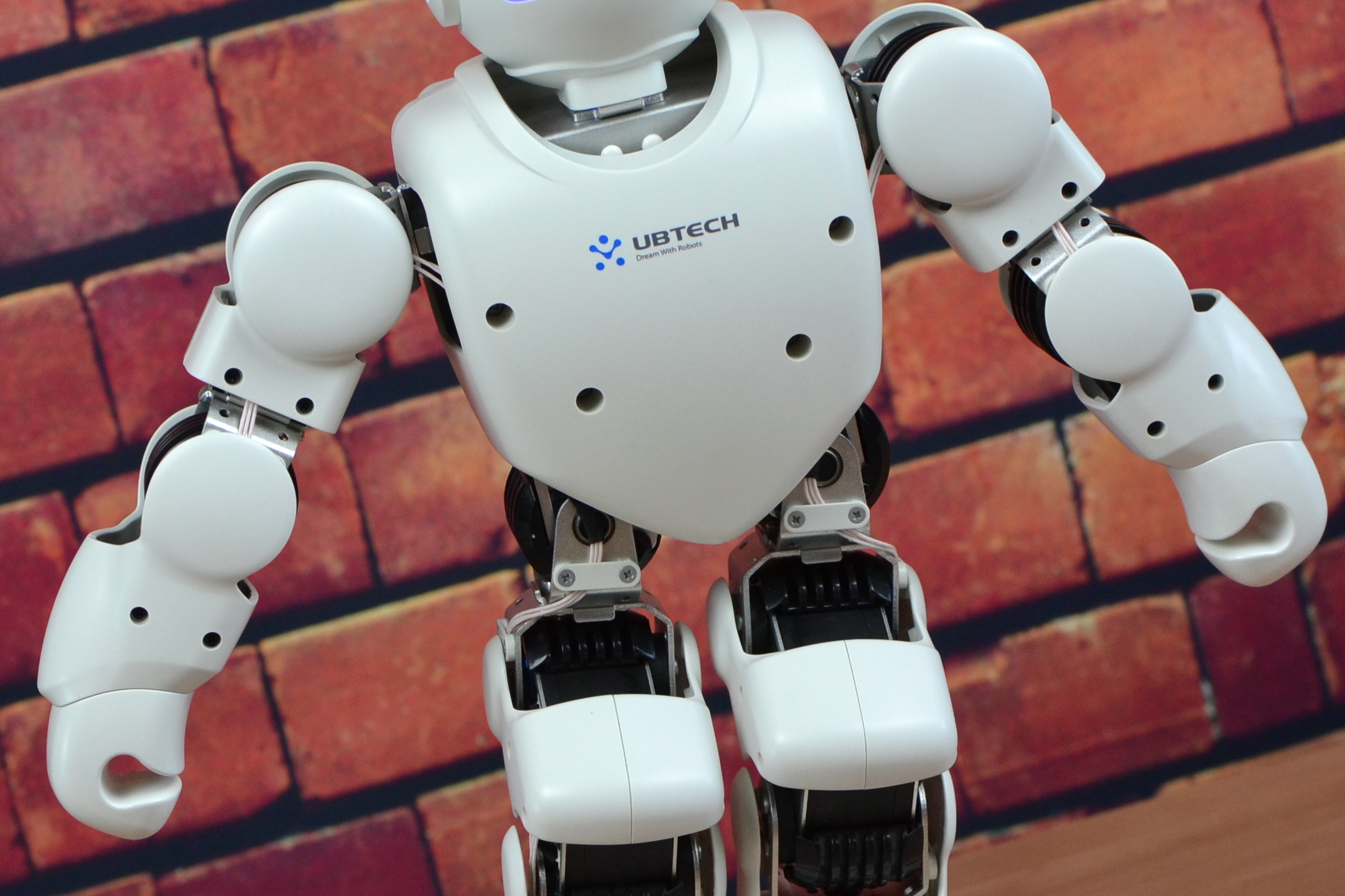 春晚跳舞的机器人,2022春晚机器人跳舞