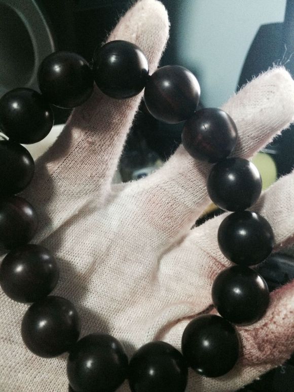 小叶紫檀盘黑了怎么处理,小叶紫檀盘黑了用几号砂纸打磨