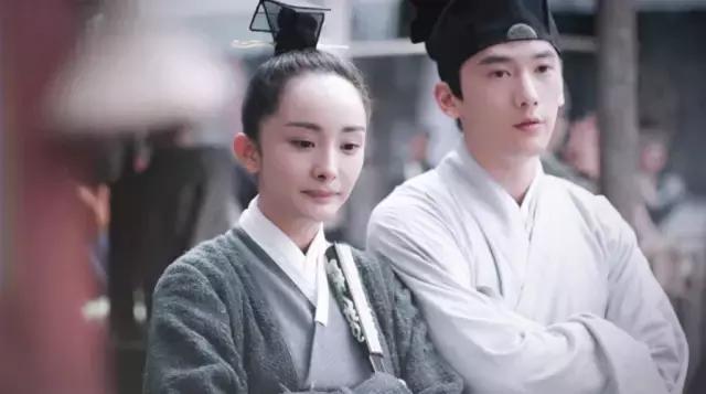 杨幂发际线太高了怎么办,杨幂发际线怎么补救