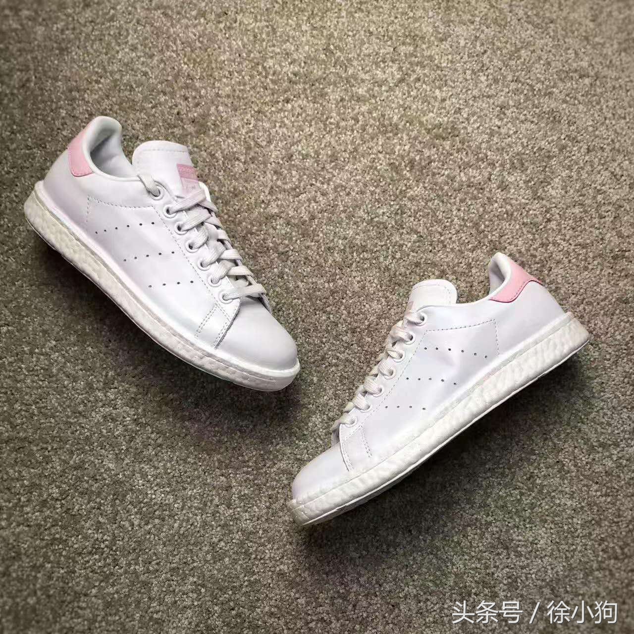 adidas史密斯的脚感,adidas史密斯小白鞋穿搭