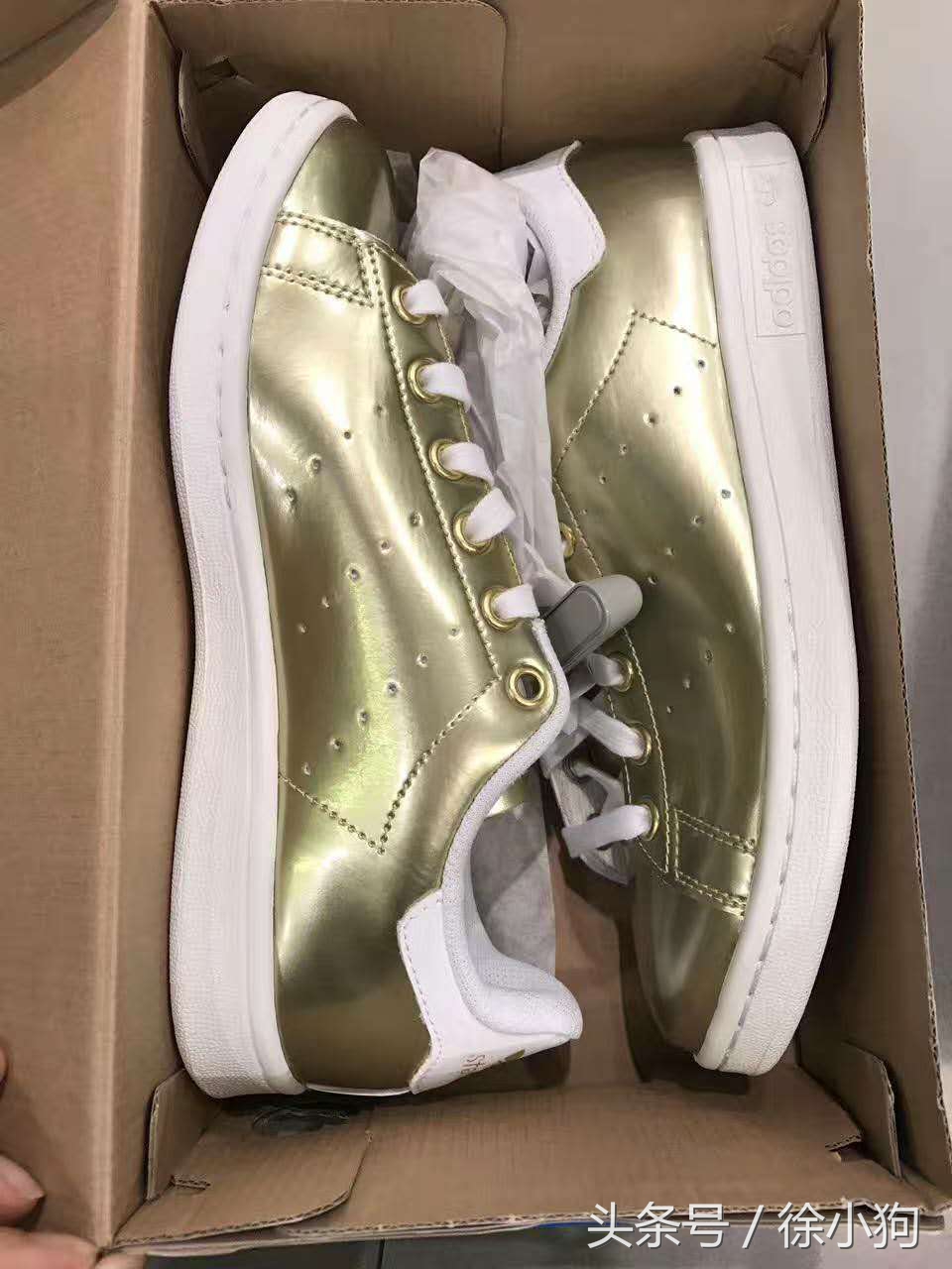 adidas史密斯的脚感,adidas史密斯小白鞋穿搭