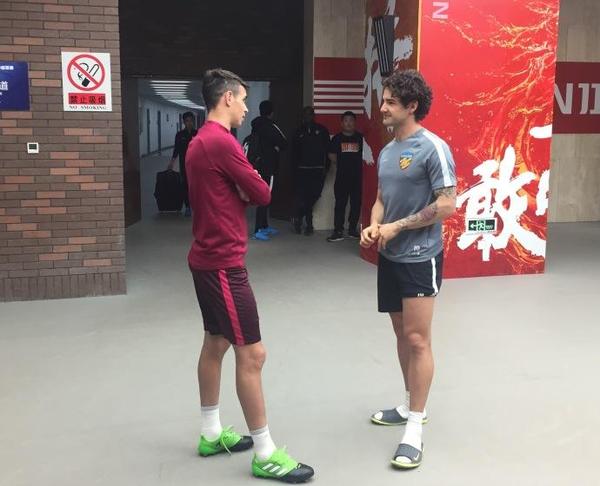 天津权健上海上港比赛完整版,天津权健3:2上海上港视频