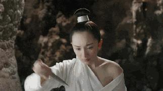 杨幂发际线太高了怎么办,杨幂发际线怎么补救