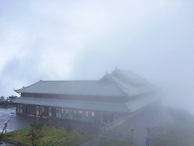 峨眉山一日观金顶日出吃住行攻略,峨眉山吃住行全攻略