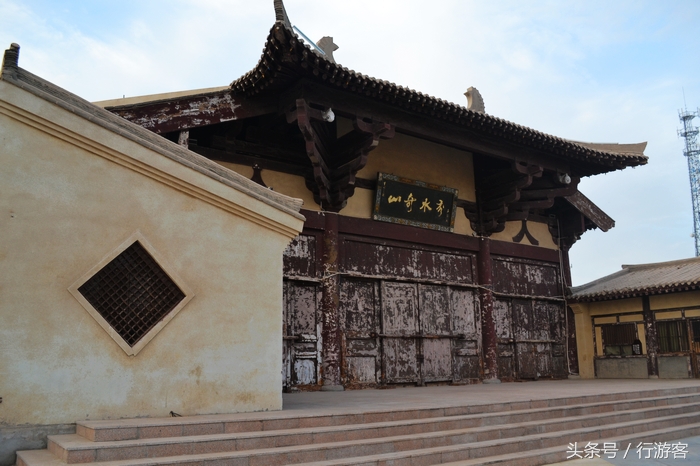 到敦煌去看月牙泉,敦煌沙洲夜市去莫高窟