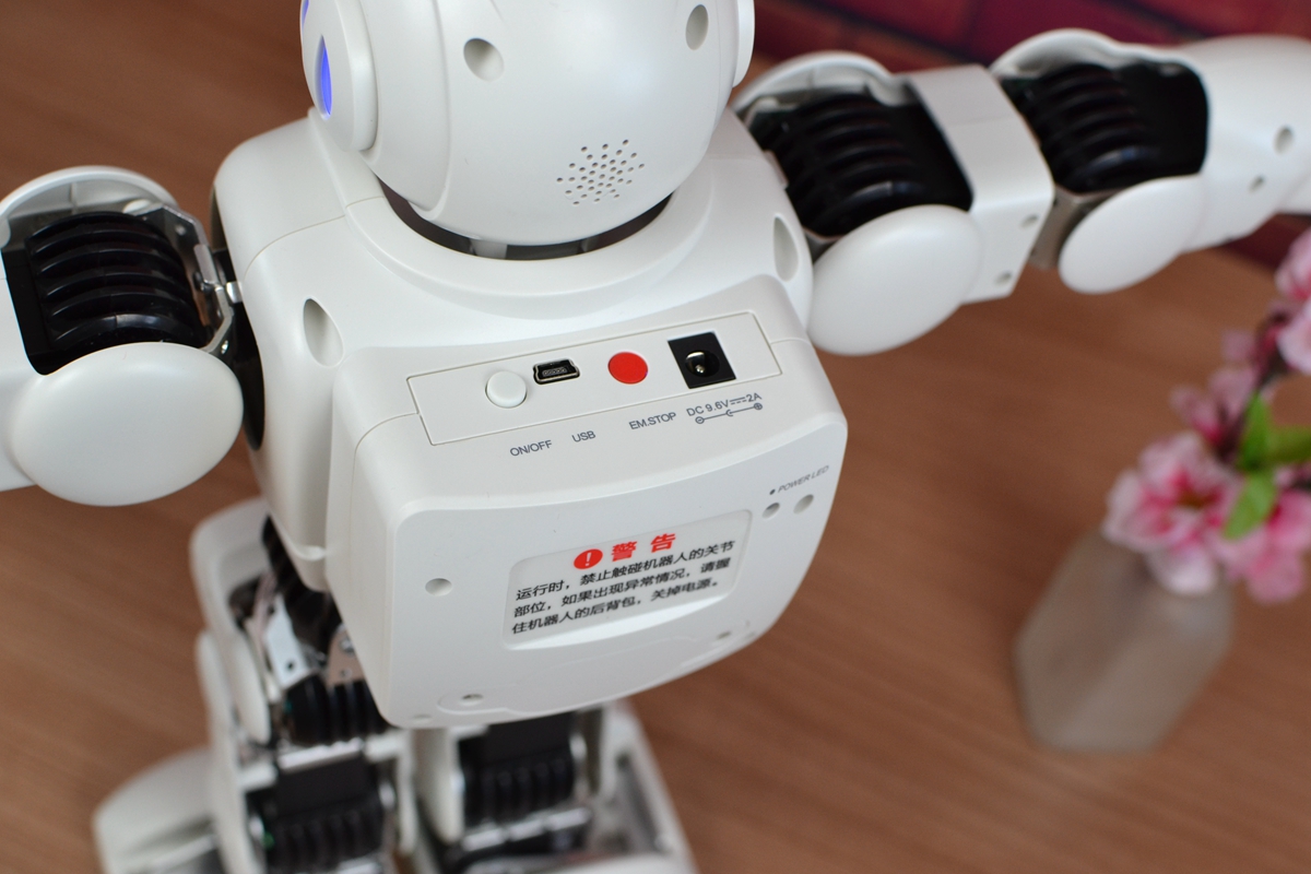 春晚跳舞的机器人,2022春晚机器人跳舞