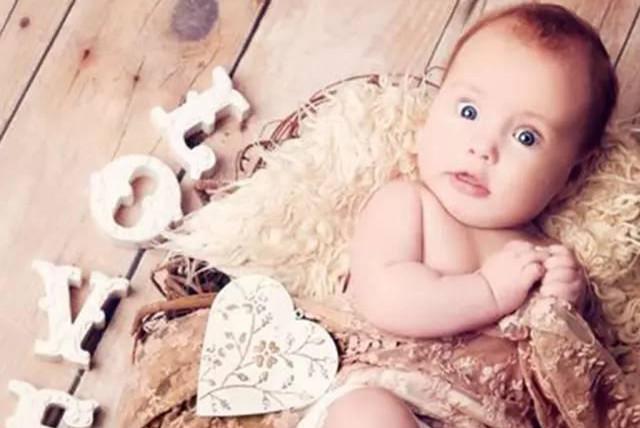 宝宝出生后骨折正常吗,宝宝出生骨折