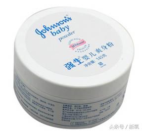 为什么脸油还能起干皮,为什么脸会给人一种油油的感觉