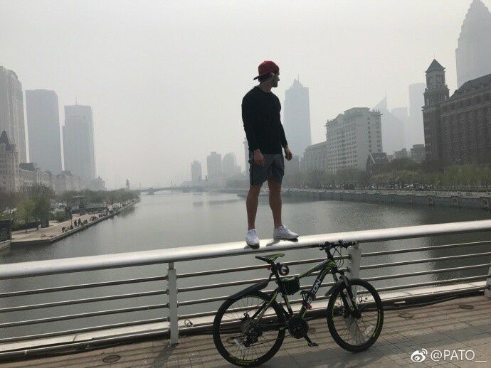 中超没品笑话第四期：恒大最新单曲《足球修炼手册》