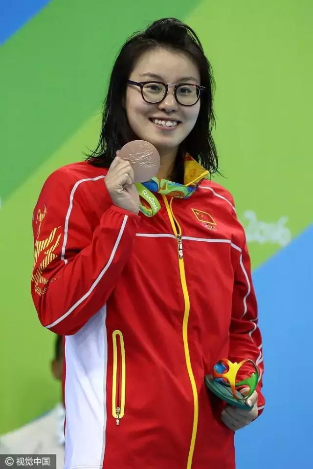 中国名模刘雯第一名,中国顶尖十大模特刘雯