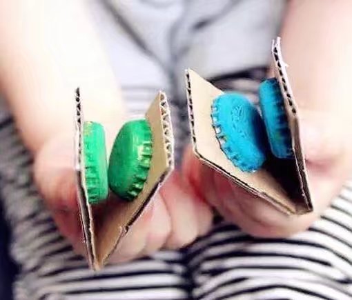 废纸箱做户外儿童玩具,废纸箱做可爱的宝宝