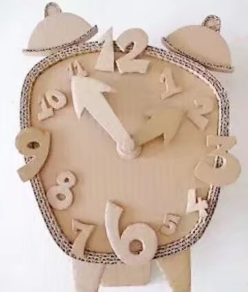 废纸箱做户外儿童玩具,废纸箱做可爱的宝宝