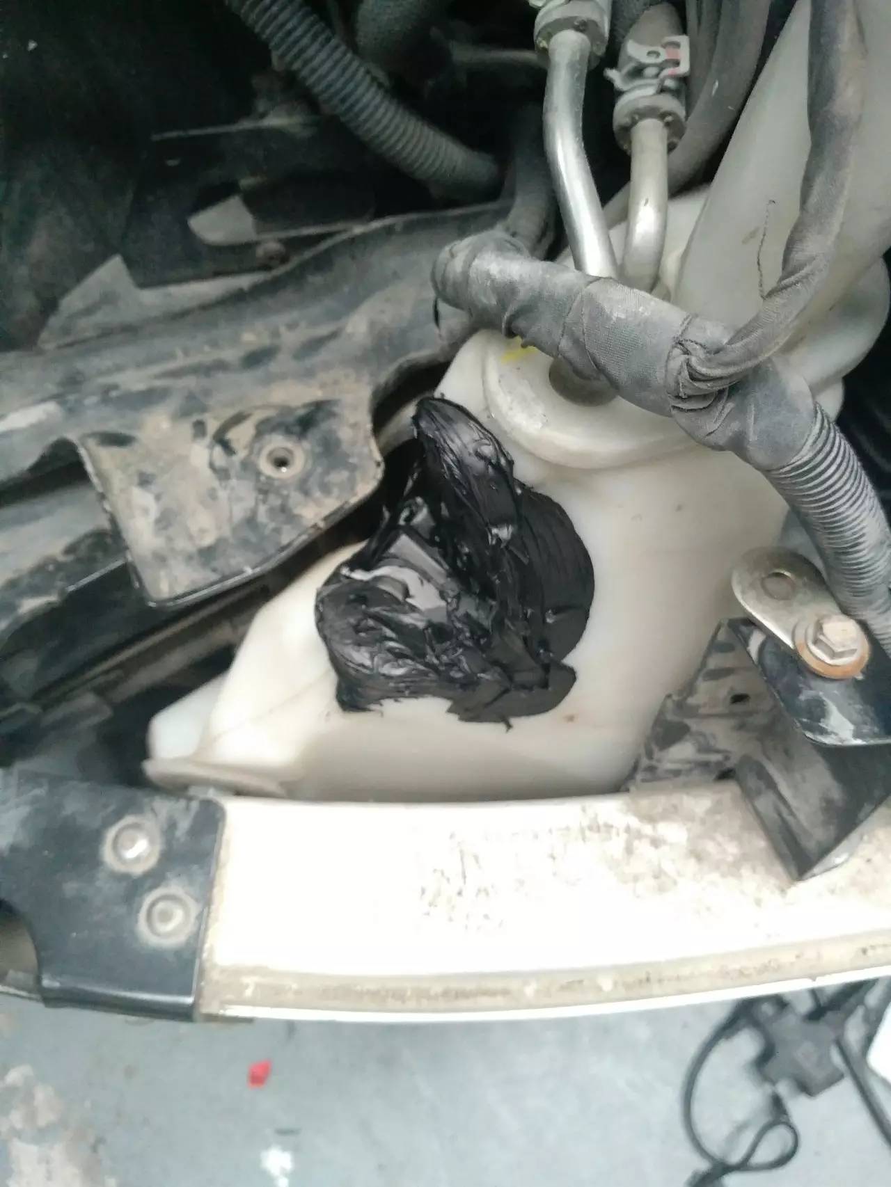 奔驰r老改新内饰,奔驰r老款改新