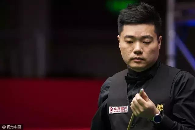 中国名模刘雯第一名,中国顶尖十大模特刘雯