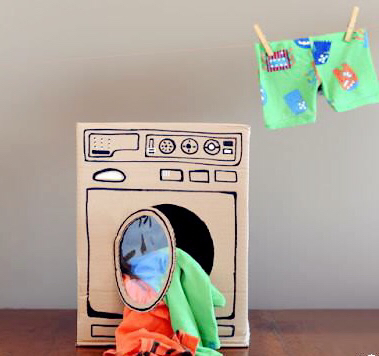 废纸箱做户外儿童玩具,废纸箱做可爱的宝宝