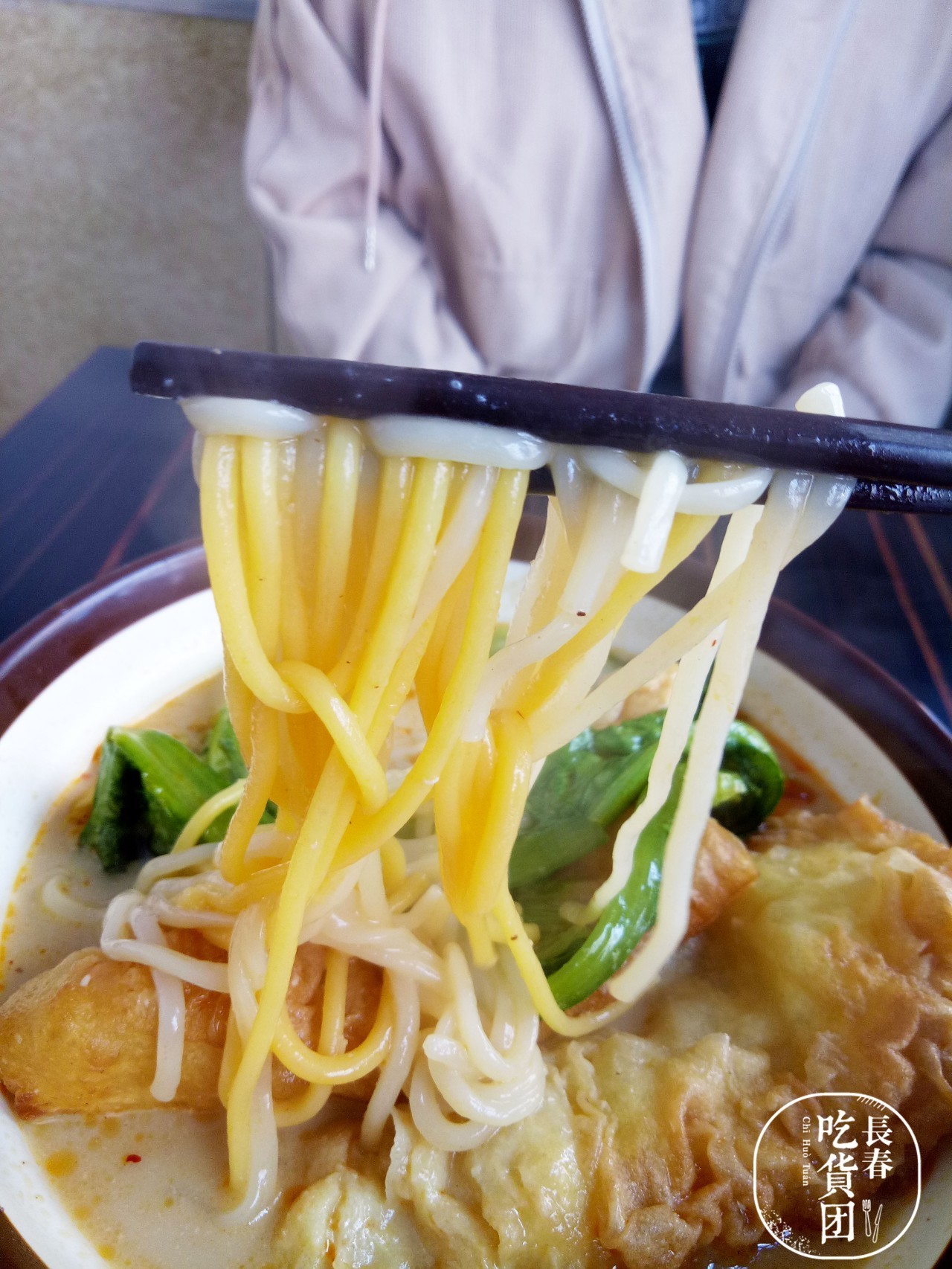 美女编辑拼死吃遍全城麻辣烫，终于选出6家最好吃的！