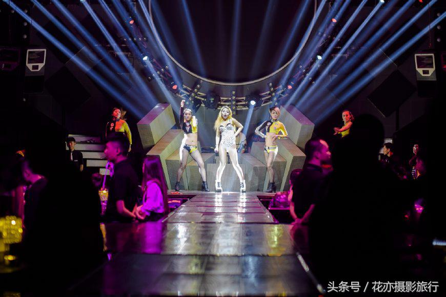 去酒吧怎么表现才像老手,新手去酒吧要会玩什么