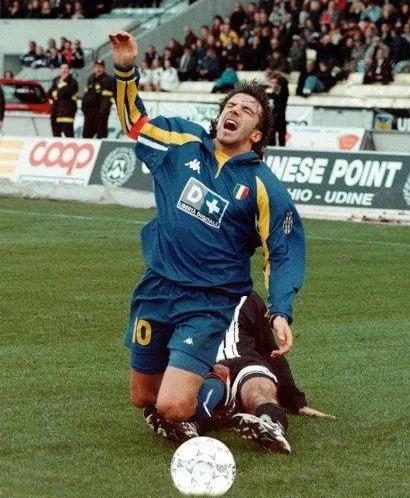 斑马王子皮耶罗尤文球衣图,皮耶罗下个赛季