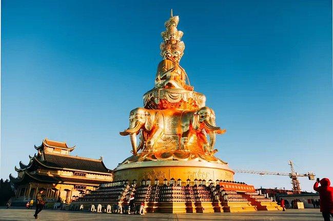 峨眉山一日观金顶日出吃住行攻略,峨眉山吃住行全攻略