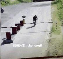 17岁女孩撞人身亡,妙龄少女被撞飞