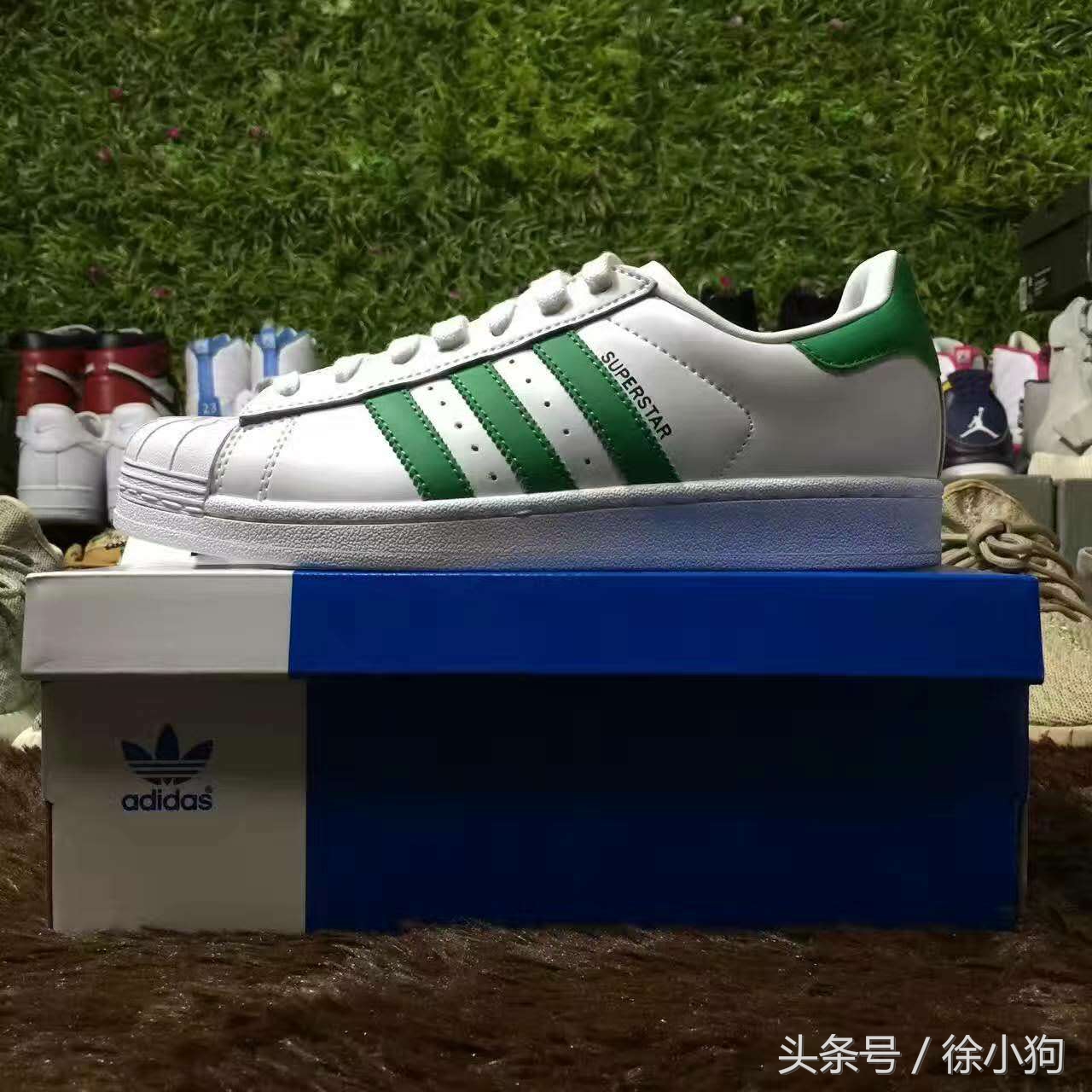 adidas史密斯的脚感,adidas史密斯小白鞋穿搭