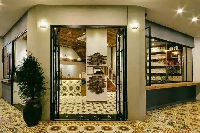 这座藏在旧城区菜市场里的“百货”，装满了老厦门的味道！