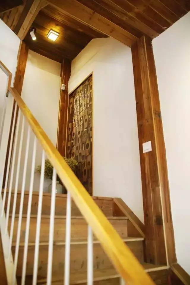 这座藏在旧城区菜市场里的“百货”，装满了老厦门的味道！