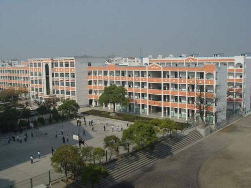 江西师范大学出过哪些名人,江西的大学里面出过什么名人