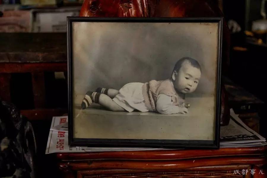 成都连环画小人书专卖店,成都老家具批发市场在哪里