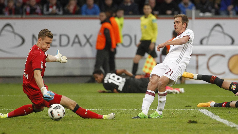 安胖六进欧冠决赛,安帅拜仁拿欧冠视频