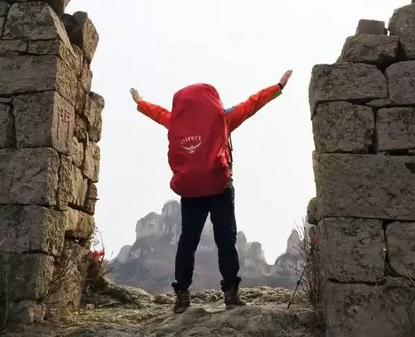 必备的登山包,登山包真的比普通背包舒服吗