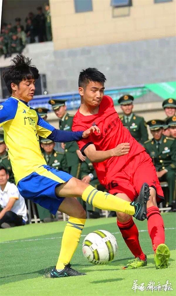 四川“最会踢球的兵”蝉联冠军