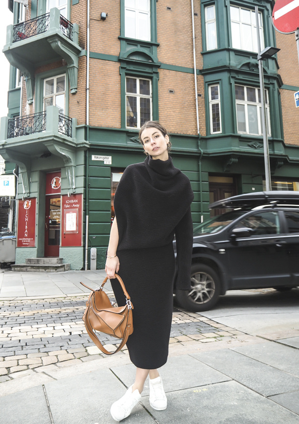 悦型格｜牙科医生转行成为时尚博主她的衣橱里有哪些高级的时髦？