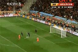 你的酒窝里没酒我却醉得一塌糊涂,你的酒窝没有酒却醉得我一塌糊涂