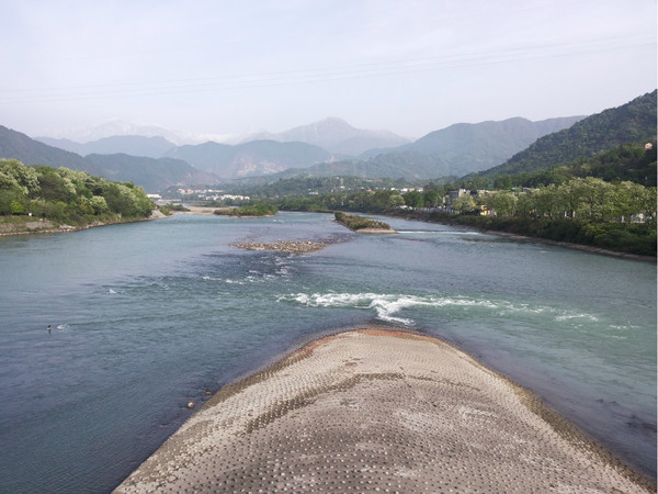 2013.12.27—2014.1.1峨眉、乐山、成都、广汉、都江堰六日暴走游记（下）