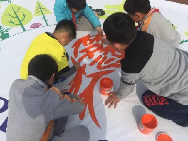 怀揣一个“梦想”，踢出一个未来——《教育面对面》全方位参与北京校园足球公开赛