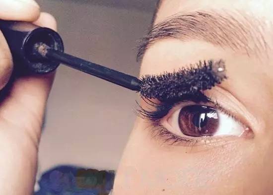 睫毛一天都不塌的秘密,睫毛持久不塌的小tips