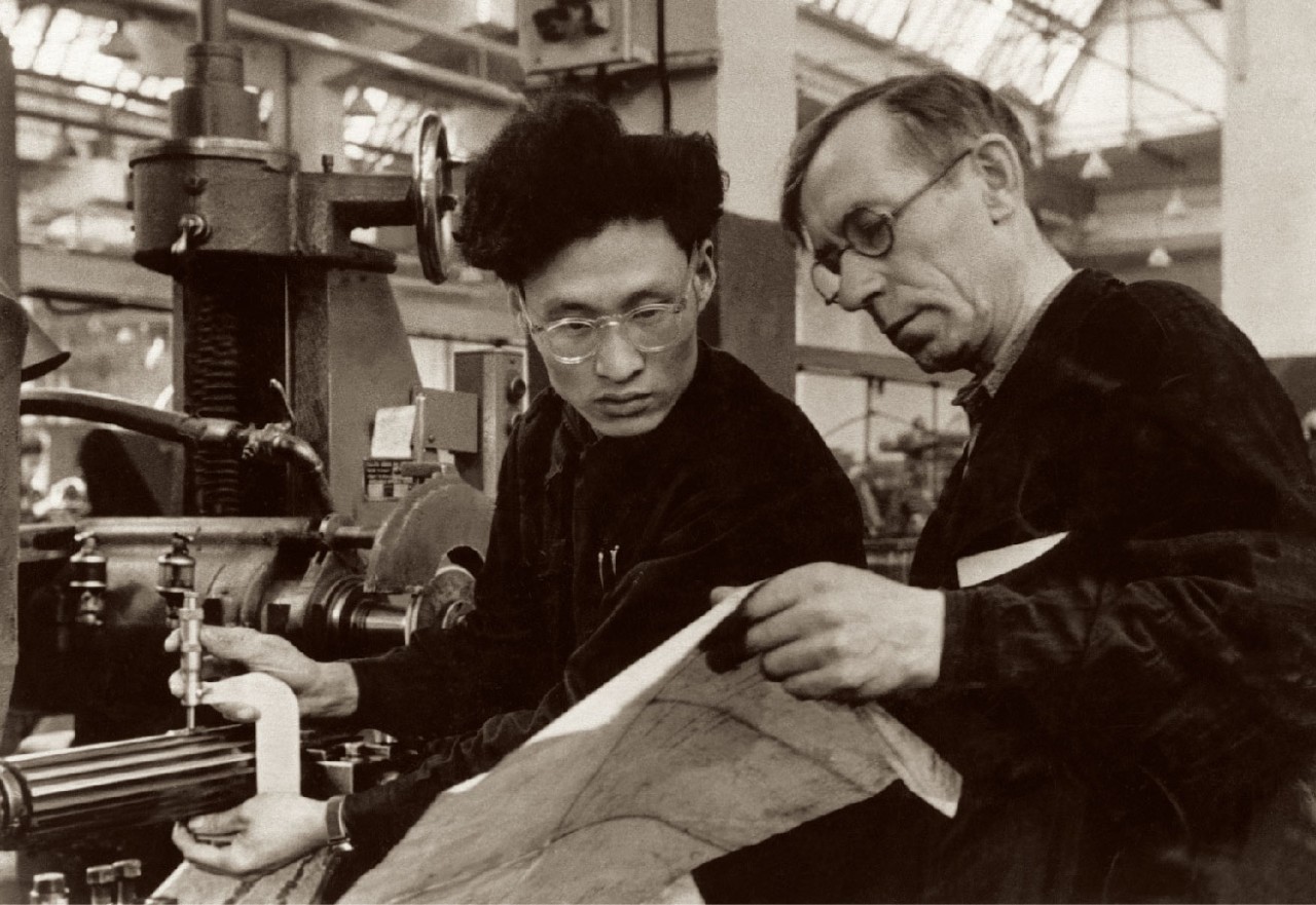 一汽解放历史图,一汽大众穿越之旅