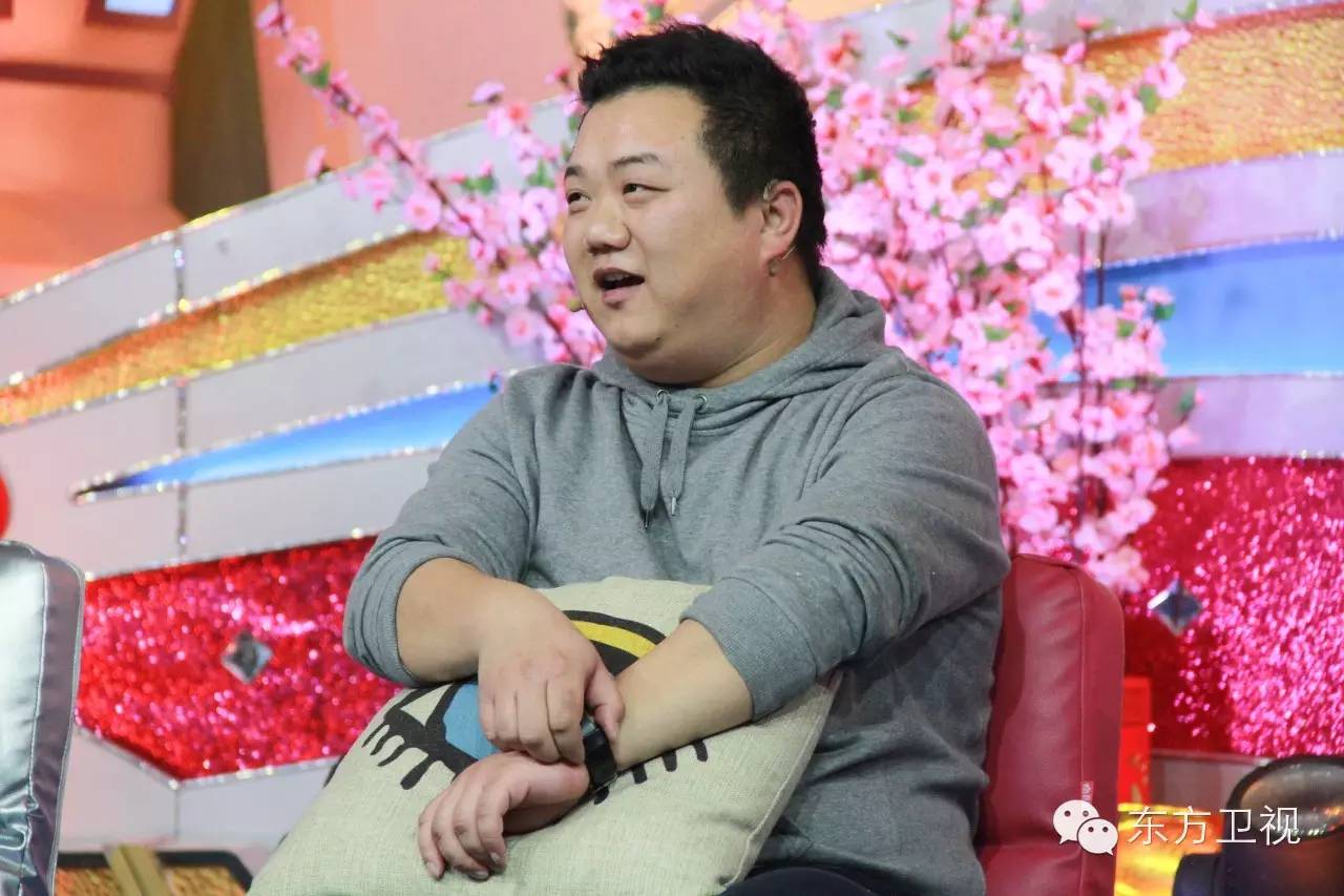 新年到来之际感谢所有帮助我的人,孟非在节目中给大家拜年