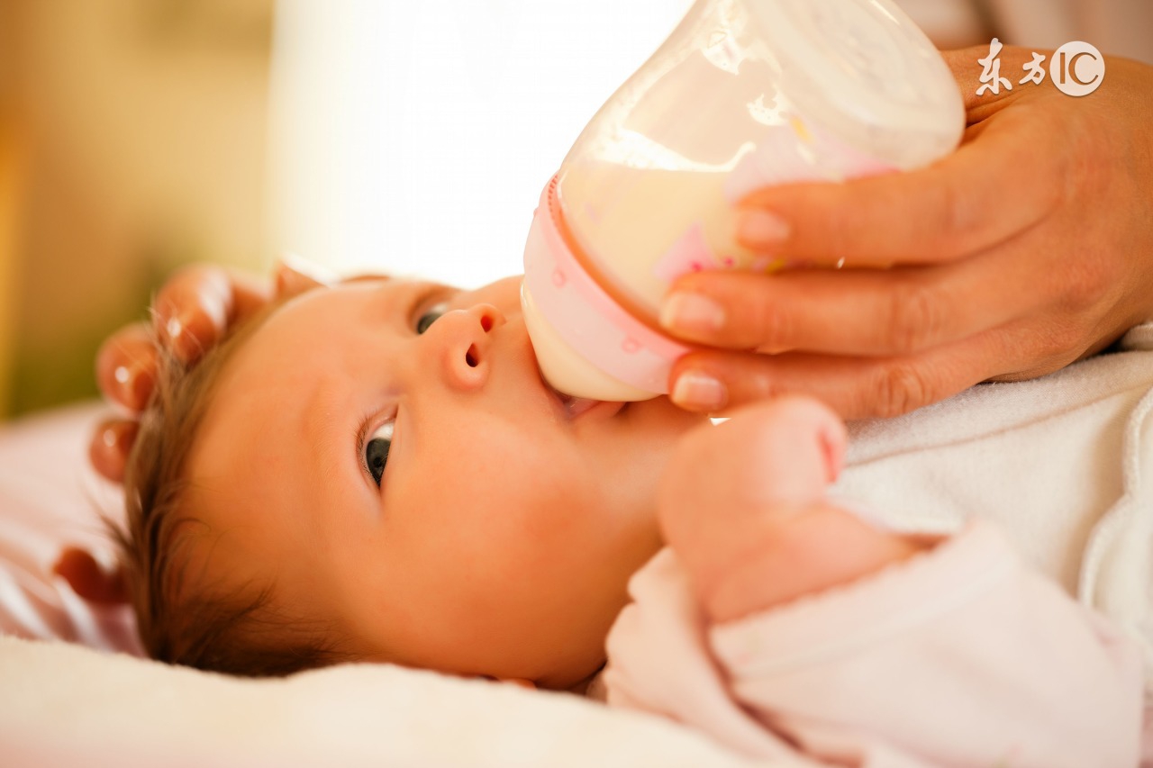 刚分娩的妈妈没奶,刚生产完如何判断有没有奶水
