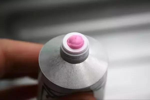 超级好用美爆牙膏,最近风靡全球的牙膏真的有用吗